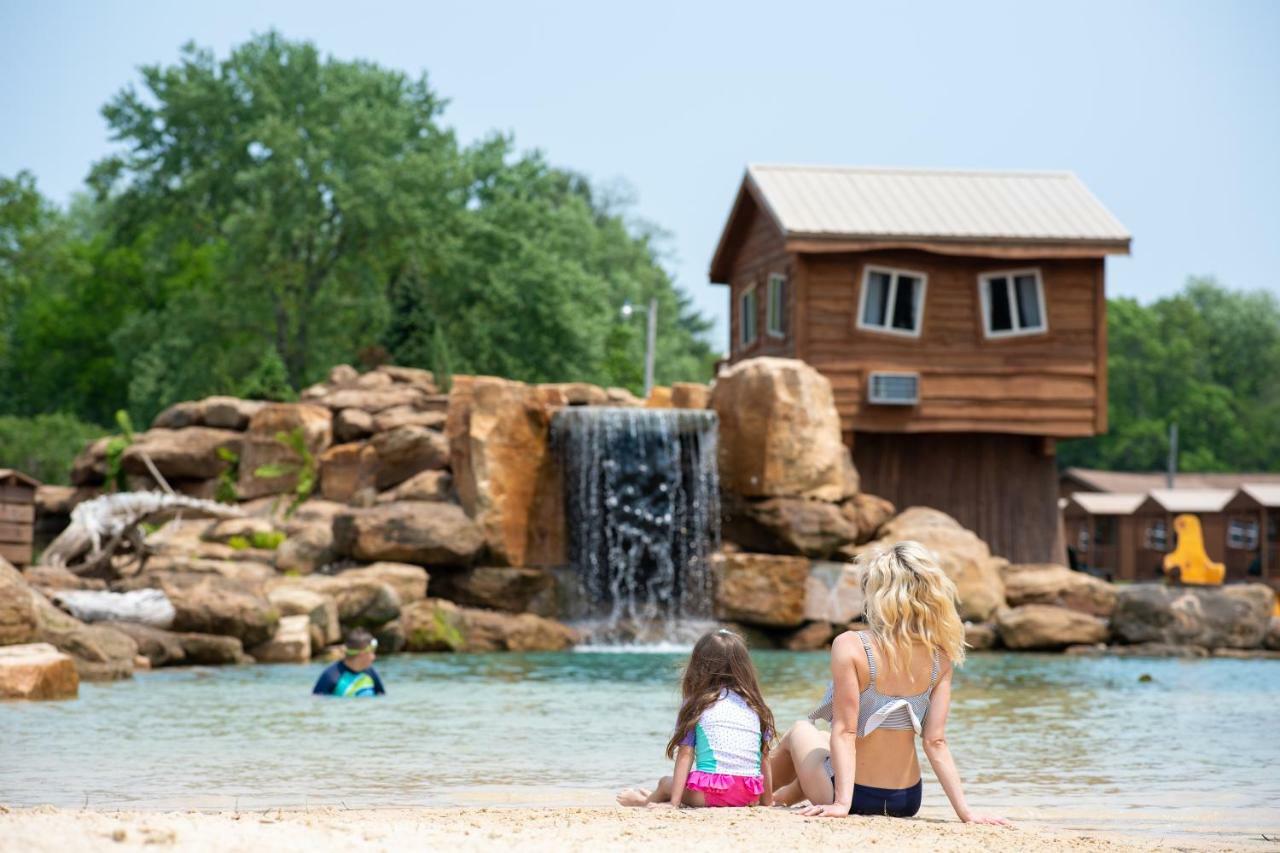 Hotel The Vue Boutique & Boathouse Wisconsin Dells